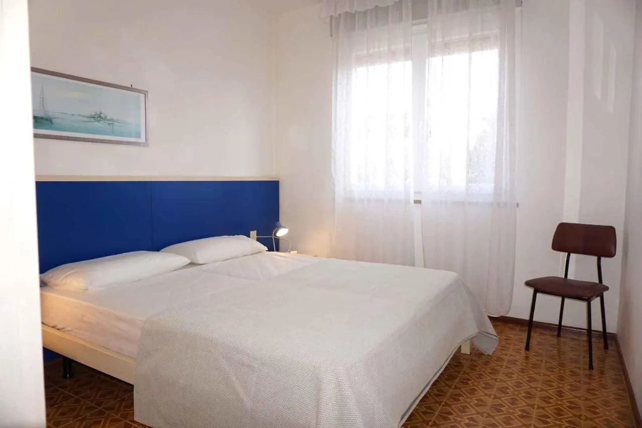 Apartment Holiday Home Porto Santa Margherita 40288